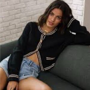 American Eagle Cropped Sweater Cardigan